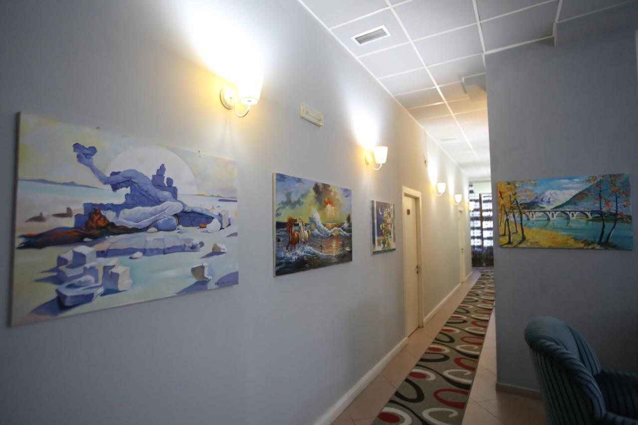 Hotel Pasarela Berat Dış mekan fotoğraf