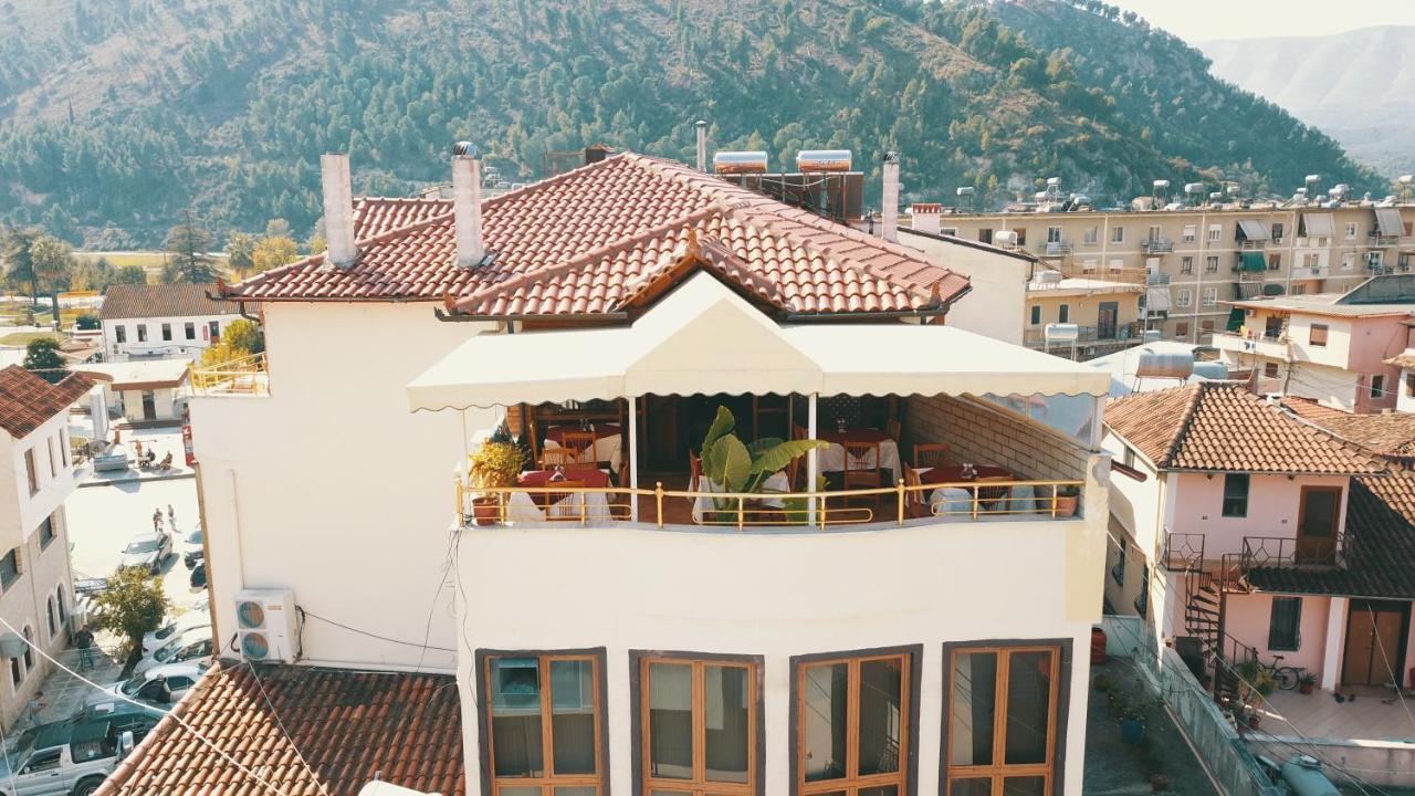 Hotel Pasarela Berat Dış mekan fotoğraf